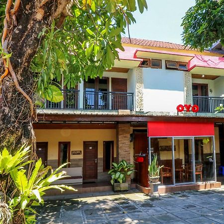 Hotel Oyo 2581 Ketut Smile Denpasar Exterior foto
