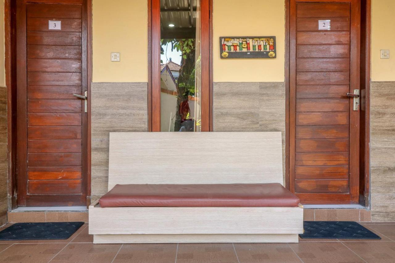 Hotel Oyo 2581 Ketut Smile Denpasar Exterior foto